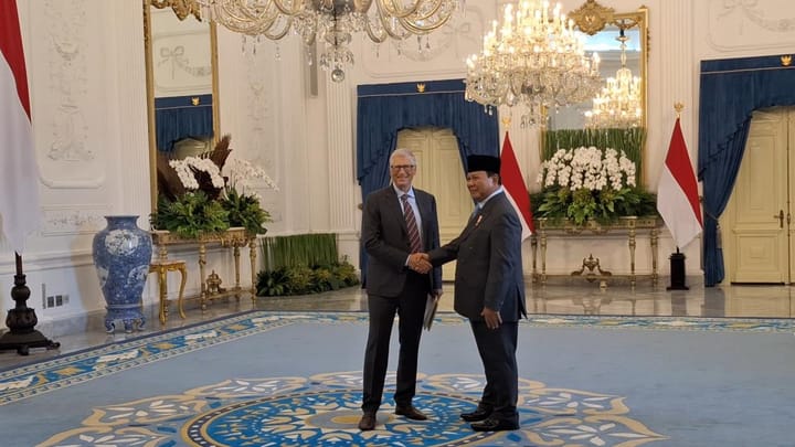 Why Did Bill Gates Meet Prabowo? The Hidden Agenda Behind His Visit to Indonesia